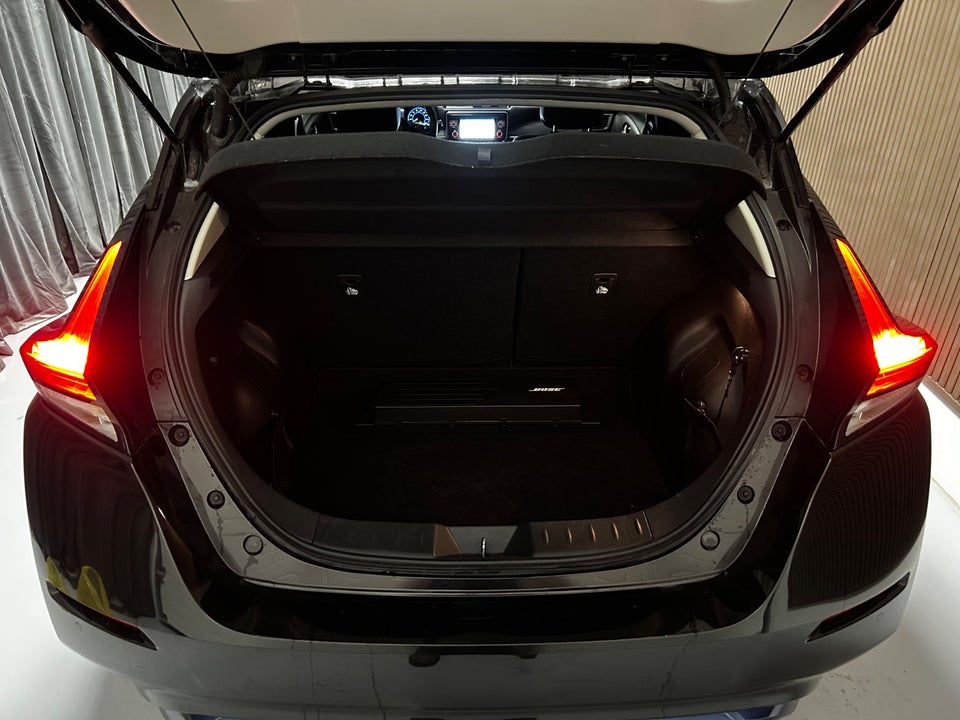 Nissan Leaf 40 Tekna 5d