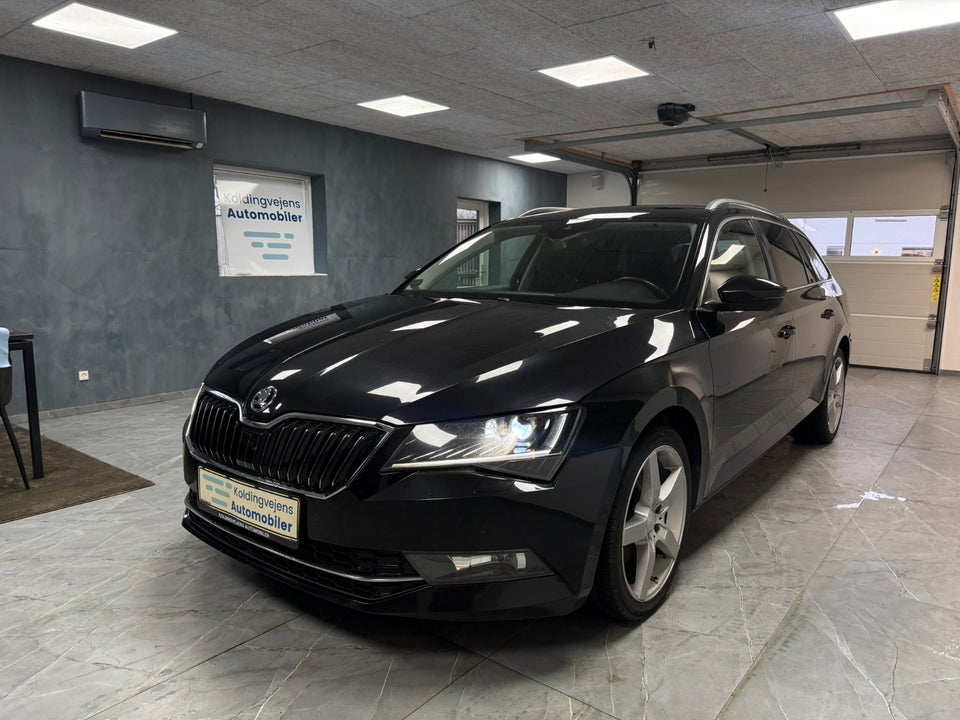Skoda Superb 2,0 TDi 150 Style Combi DSG 5d