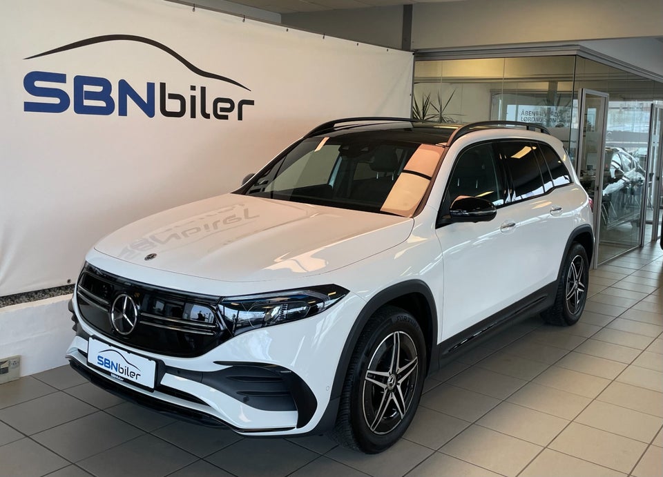 Mercedes EQB250 AMG Line 5d