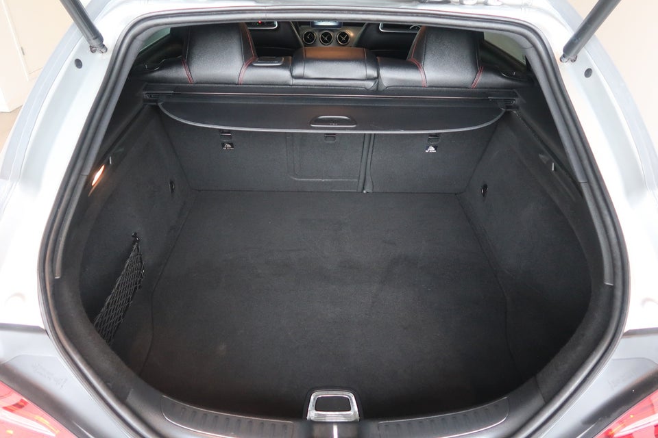 Mercedes CLA200 1,6 AMG Line Shooting Brake aut. 5d