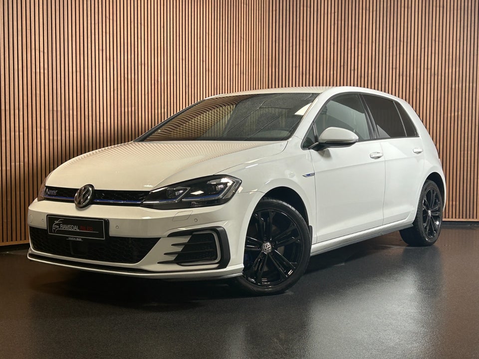 VW Golf VII 1,4 GTE DSG 5d