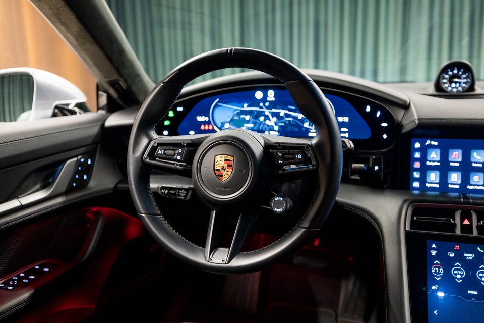 Porsche Taycan 4 Performance+ Cross Turismo 5d