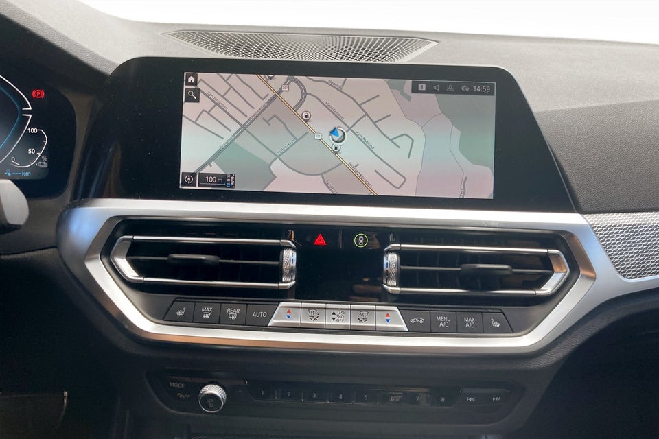 BMW 330e 2,0 Touring M-Sport aut. 5d