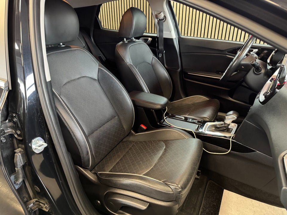 Kia XCeed 1,6 PHEV Upgrade DCT 5d