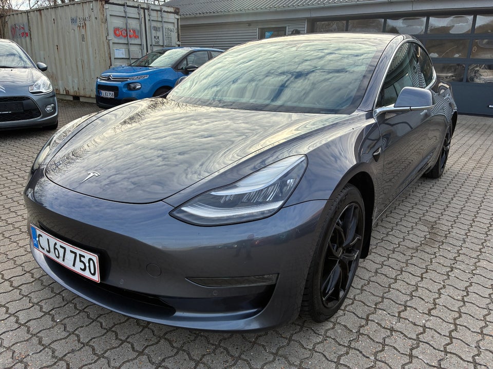 Tesla Model 3 Long Range AWD 4d