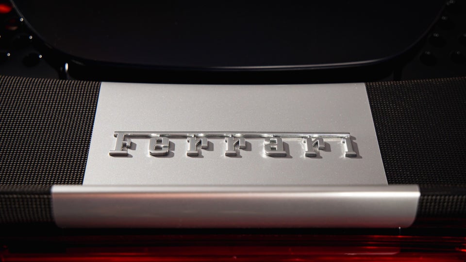 Ferrari SF90 Stradale 4,0 DCT 2d