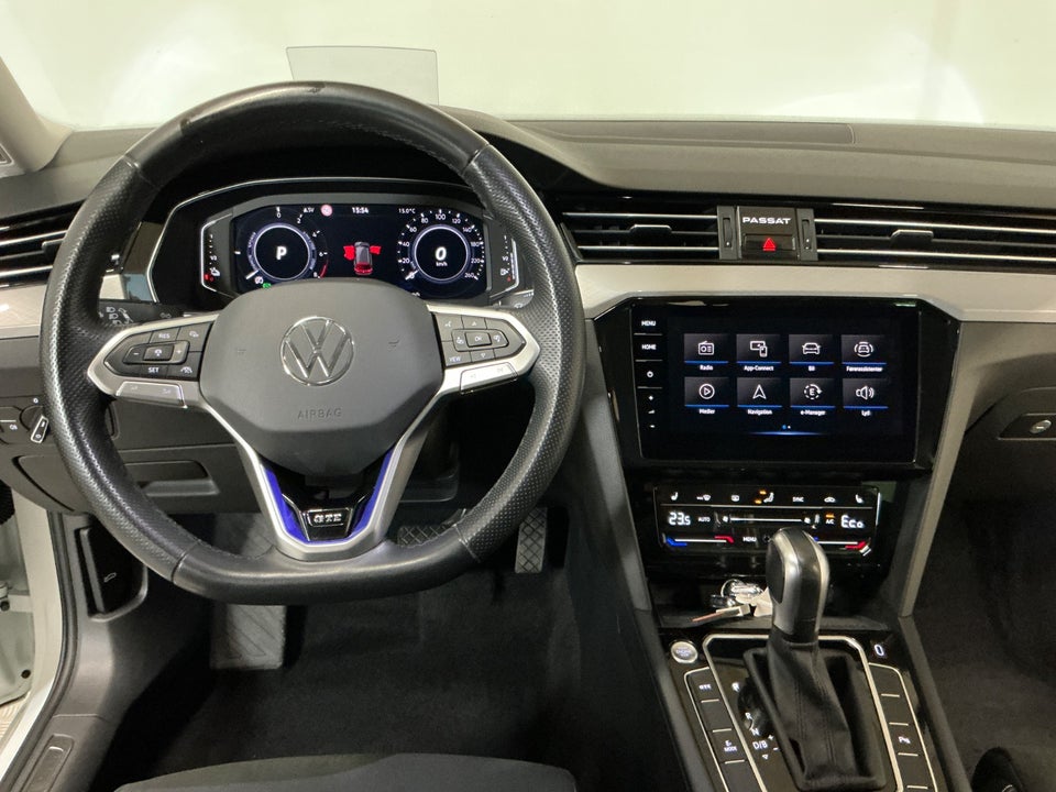 VW Passat 1,4 GTE Variant DSG 5d