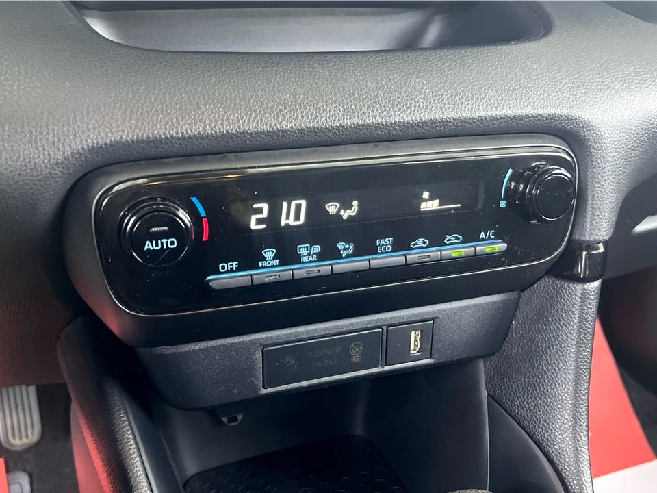 Toyota Yaris 1,5 Hybrid H1 e-CVT 5d