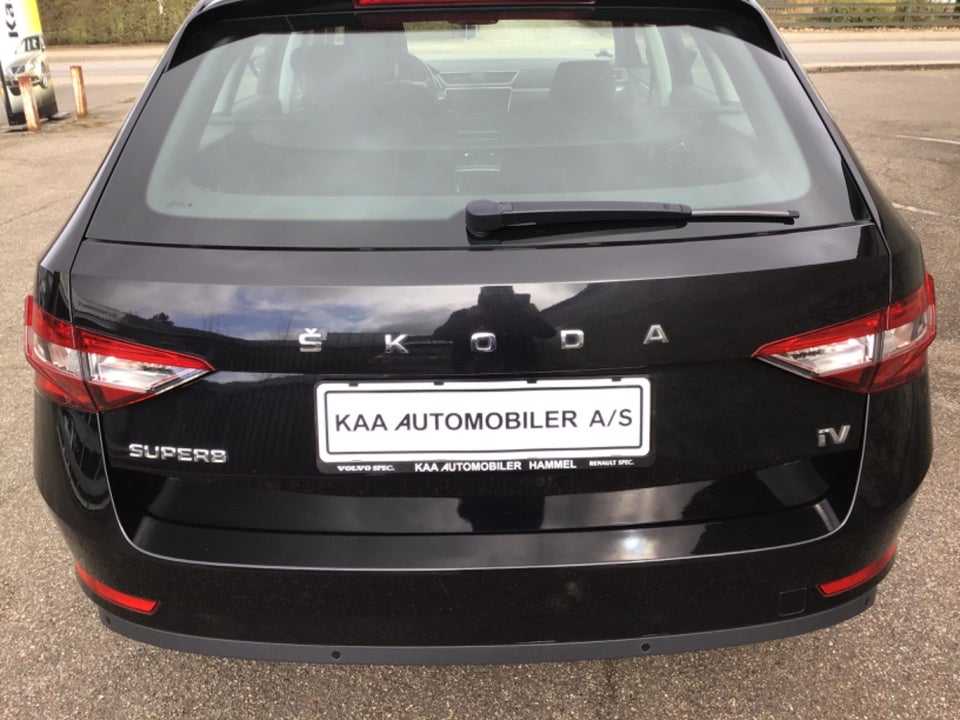 Skoda Superb 1,4 TSi iV Plus Combi DSG 5d