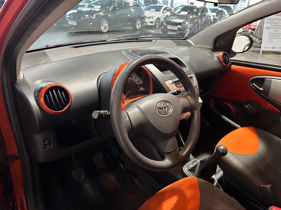Toyota Aygo 1,0 VVT-i T2 Air Spice Edition 5d