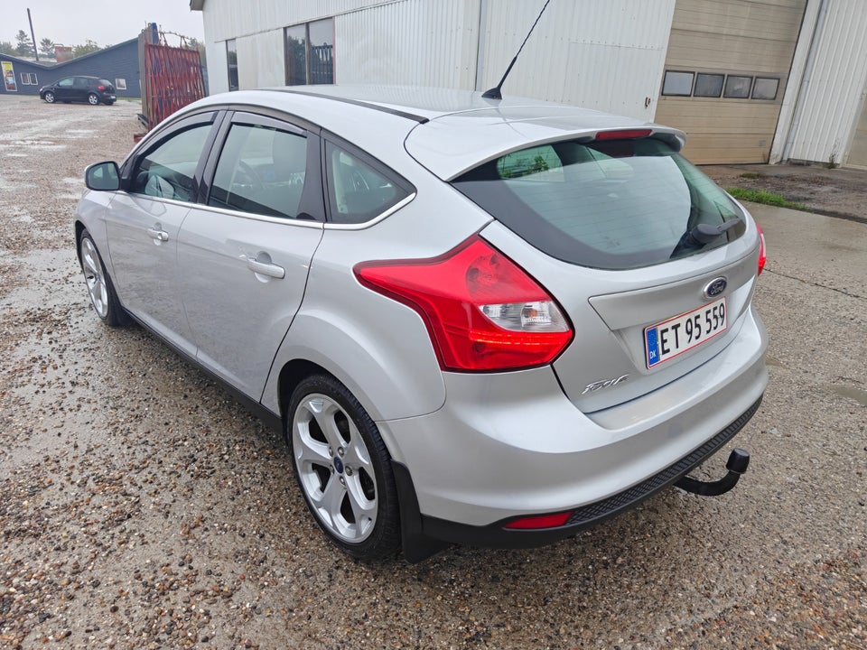 Ford Focus 1,6 TDCi 115 Titanium 5d