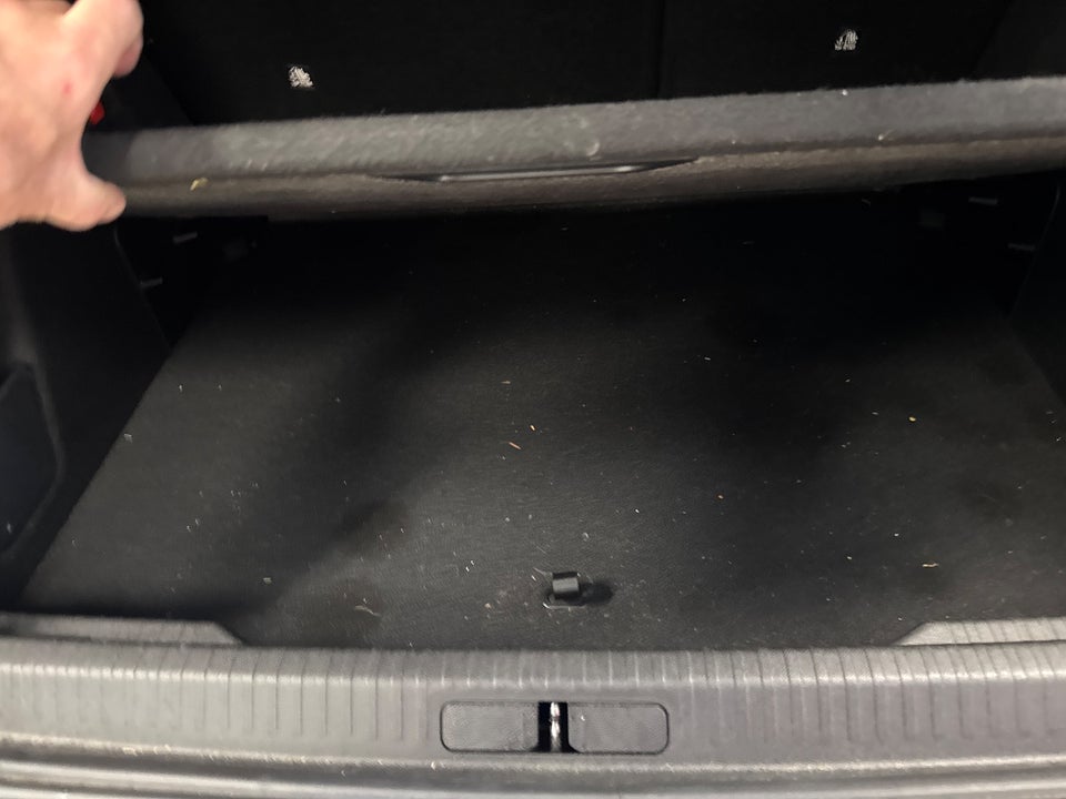 Citroën C4 1,2 PureTech 130 Iconic Comfort EAT8 5d