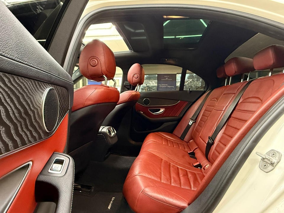 Mercedes C400 3,0 AMG Line aut. 4Matic 4d