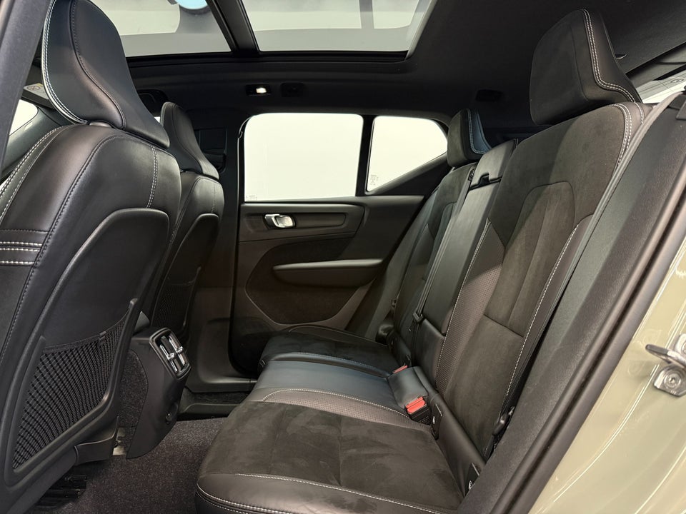 Volvo XC40 P8 ReCharge Twin R-Design 5d