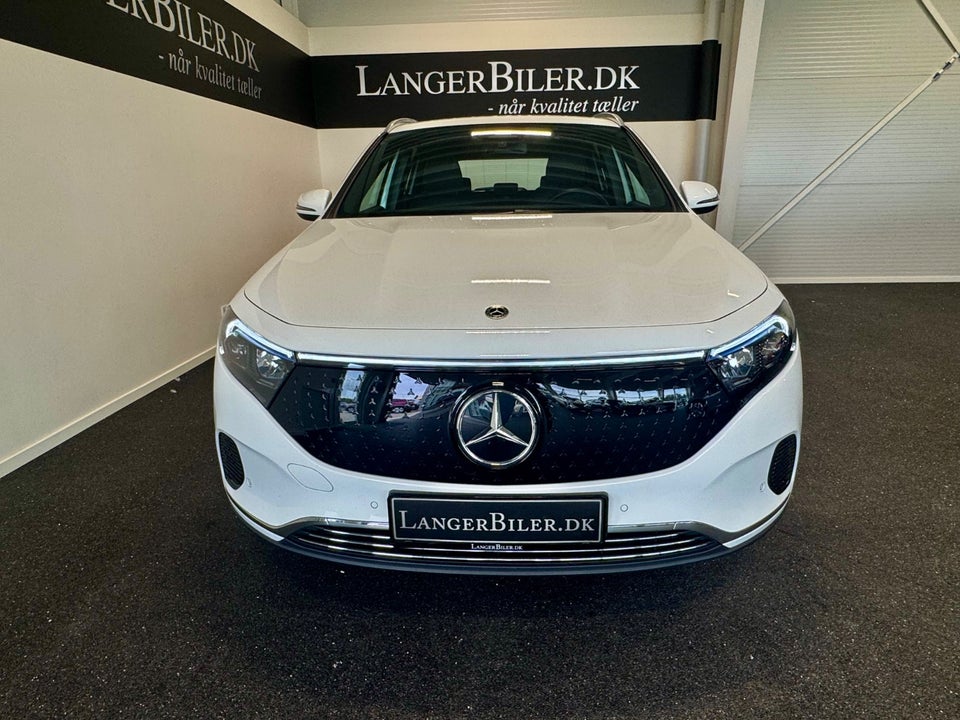 Mercedes EQA300 Progressive 4Matic 5d
