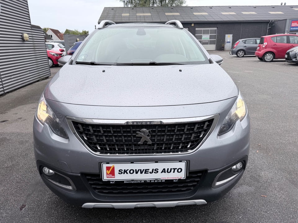 Peugeot 2008 1,5 BlueHDi 100 Prestige Sky 5d