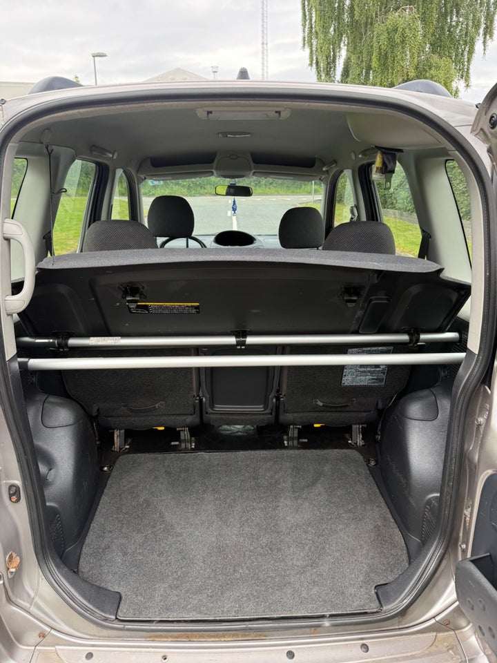 Toyota Yaris Verso 1,4 D-4D Luna 5d