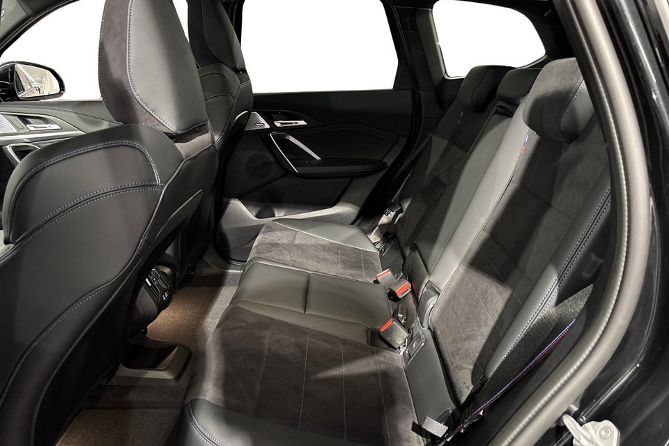 BMW iX1 eDrive20 M-Sport Pro 5d