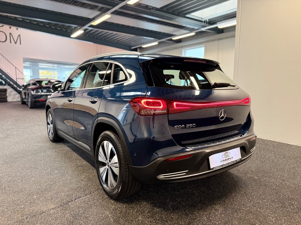 Mercedes EQA250 Progressive 5d