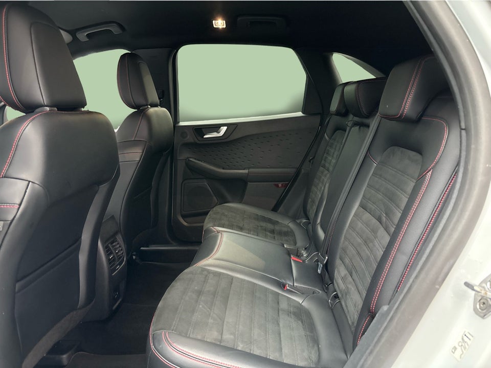 Ford Kuga 2,5 PHEV ST-Line X CVT 5d