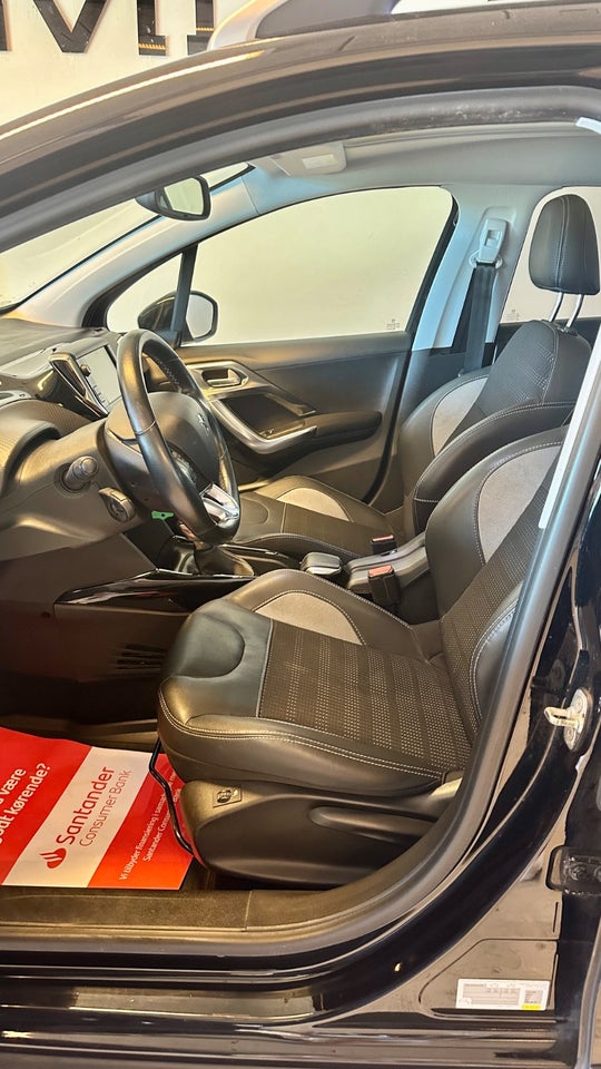 Peugeot 2008 1,2 VTi 82 Allure 5d