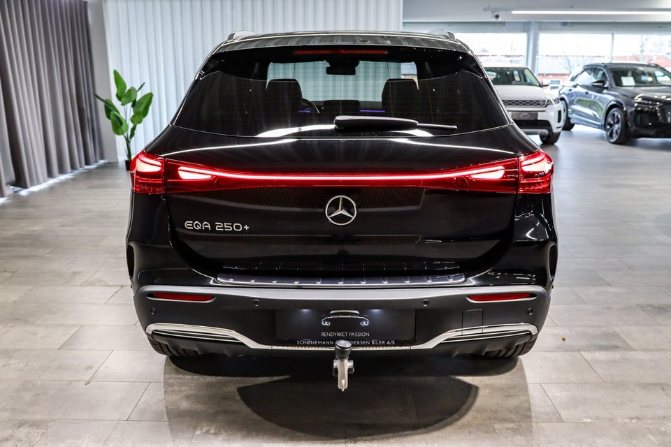 Mercedes EQA250+ AMG Advance 5d