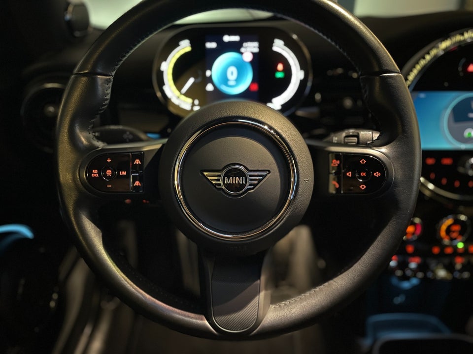 MINI Cooper SE Yours Trim 3d