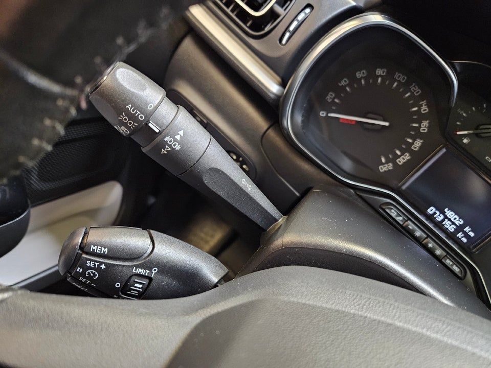 Citroën C3 1,2 PureTech 110 SkyLine EAT6 5d