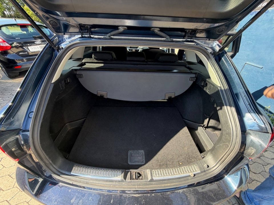 Mazda 6 2,2 SkyActiv-D 150 Core stc. aut. 5d