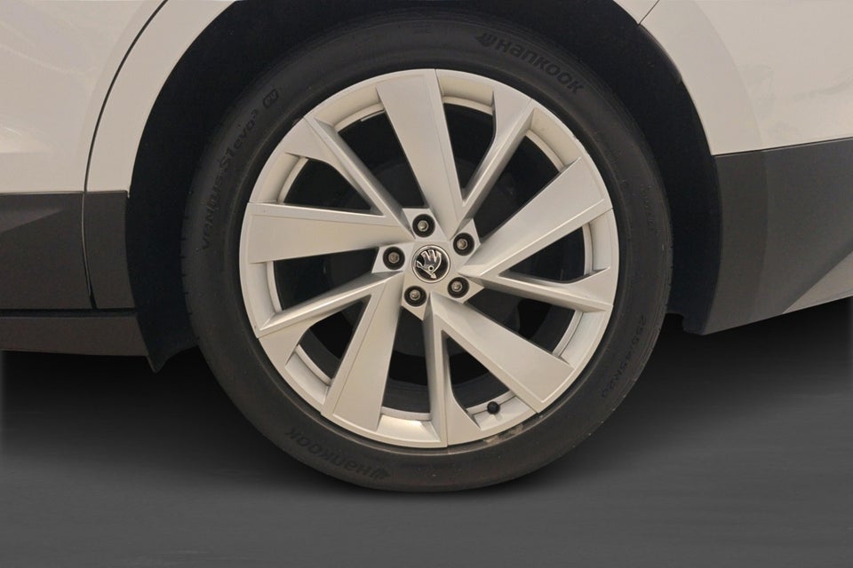 Skoda Enyaq 80 iV Suite 5d