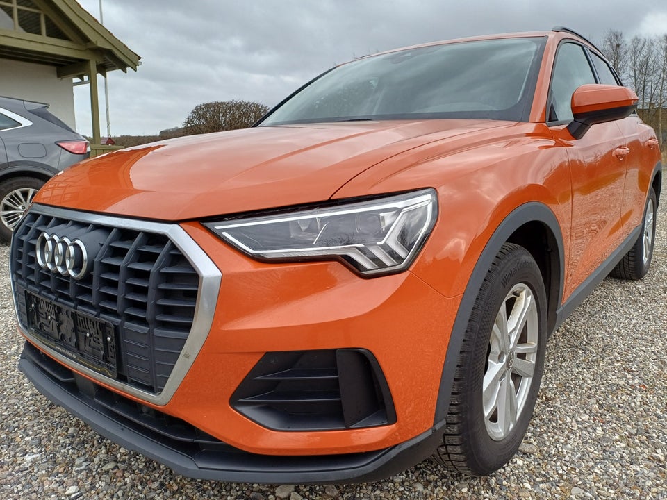 Audi Q3 35 TDI Advanced S-tr. Van 5d