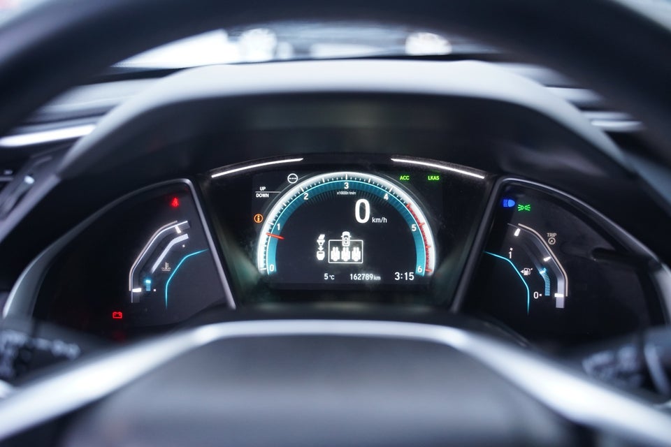 Honda Civic 1,6 i-DTEC Elegance 4d