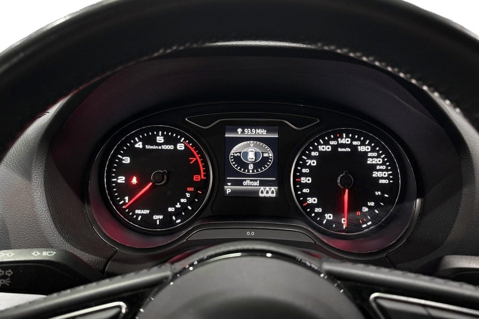 Audi Q2 1,4 TFSi 150 Sport S-tr. 5d