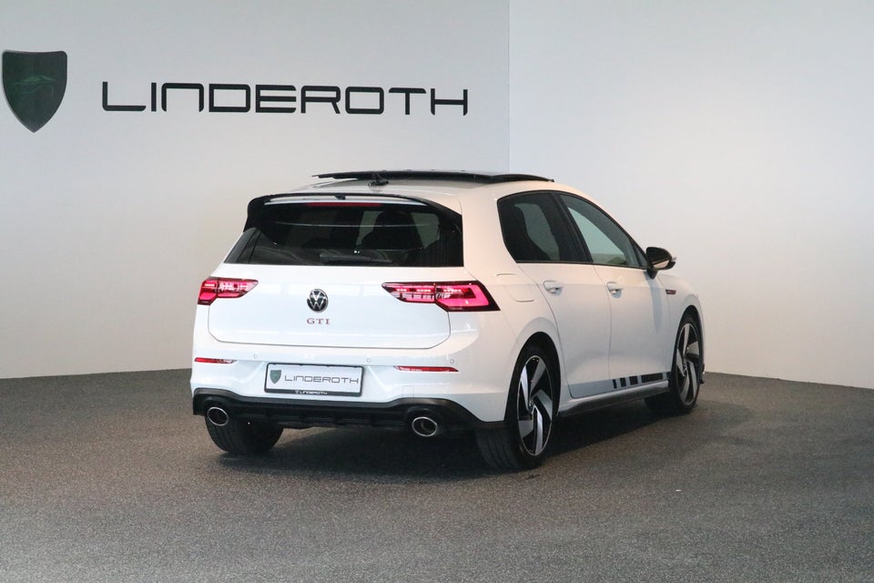VW Golf VIII 2,0 GTi Clubsport DSG Van 5d
