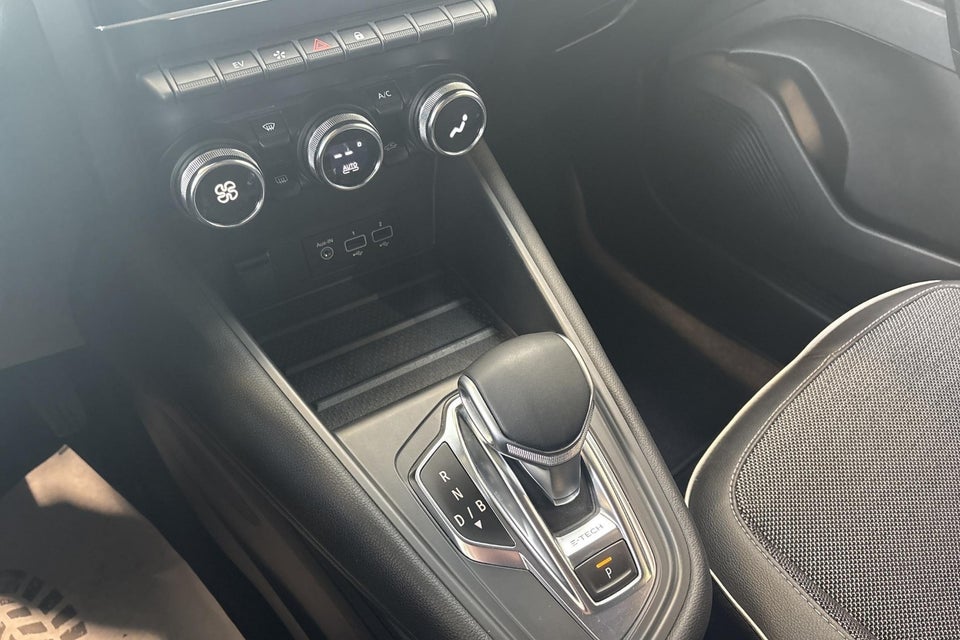 Renault Captur 1,6 E-Tech Intens 5d