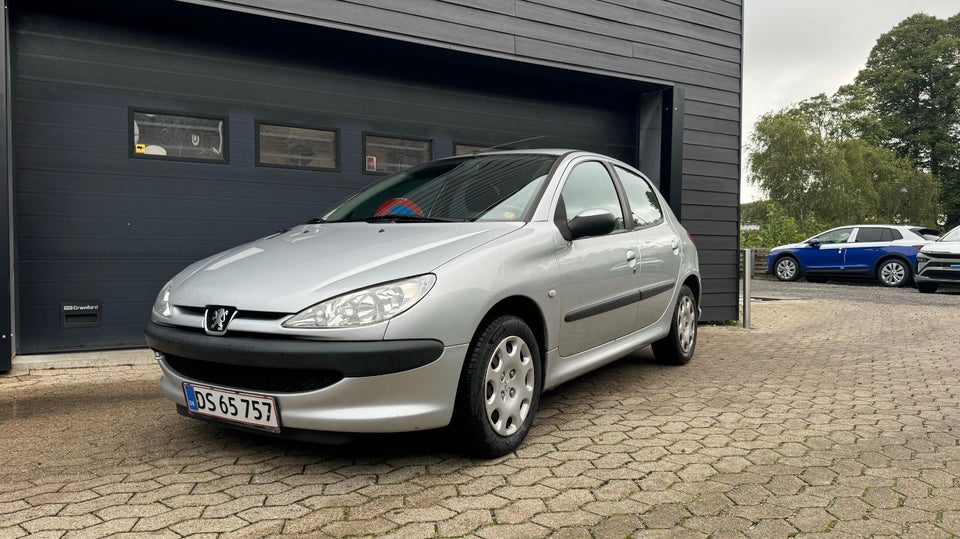 Peugeot 206 1,4 Edition 5d