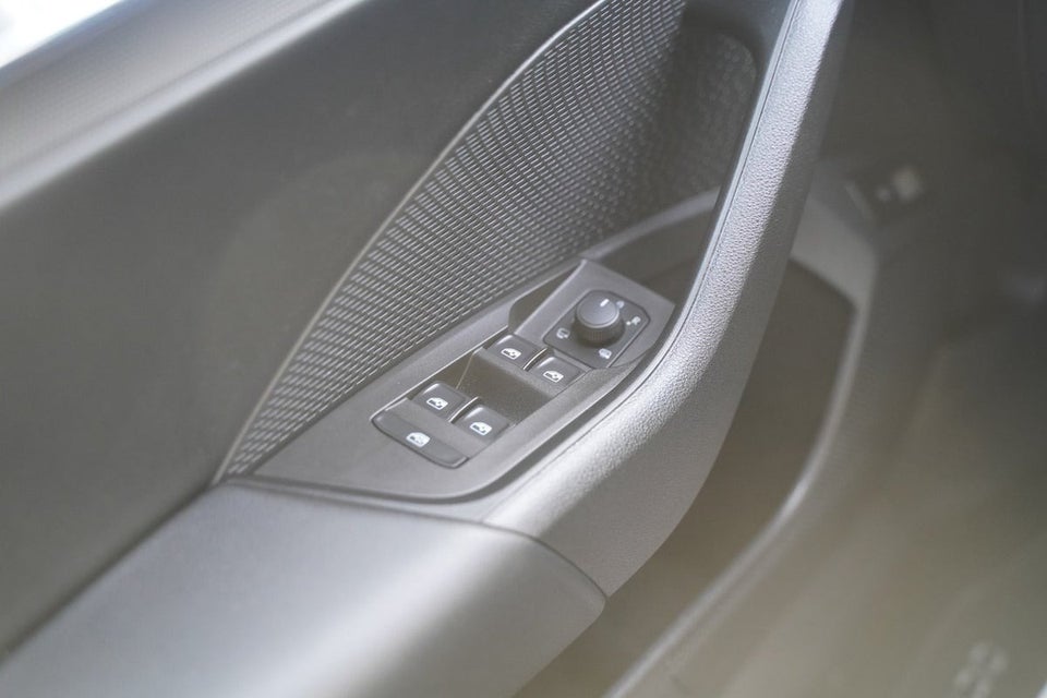 Skoda Octavia 1,4 TSi iV Plus Combi DSG 5d