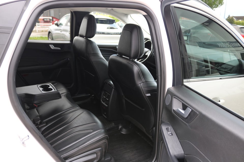 Ford Kuga 2,5 PHEV Vignale CVT 5d