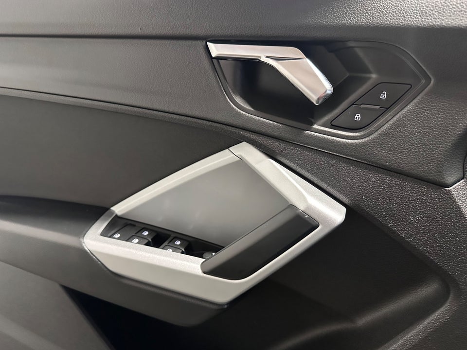 Audi Q3 35 TFSi Prestige S-tr. Van 5d