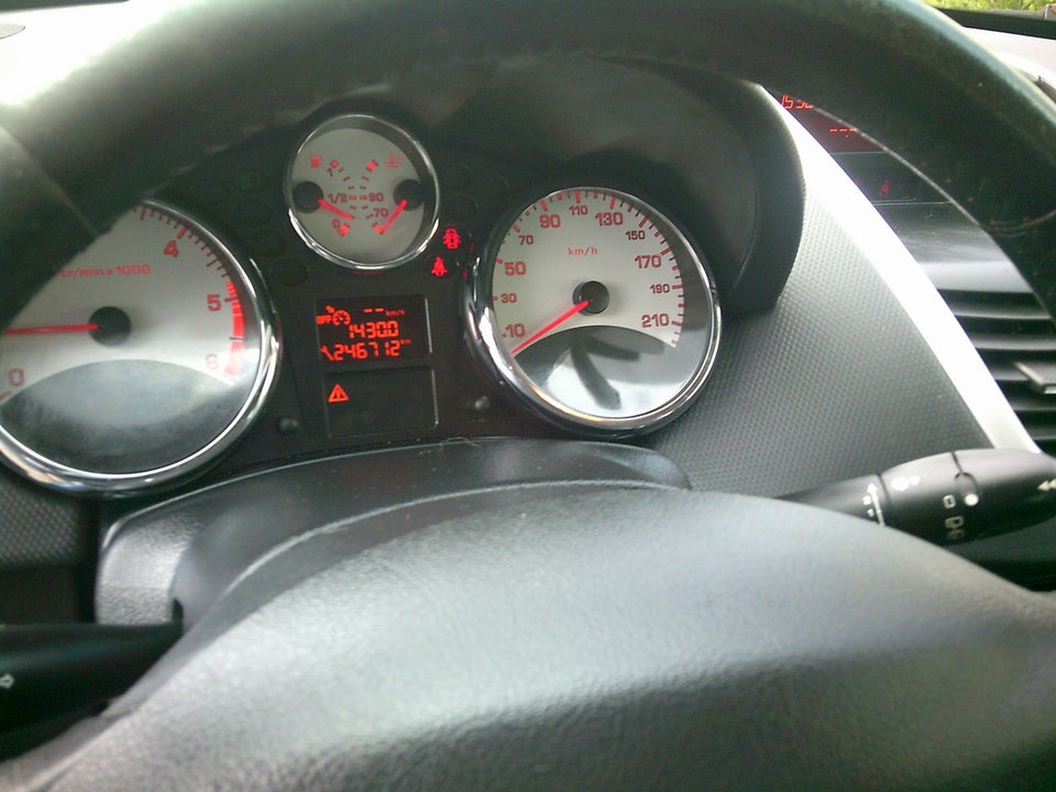 Peugeot 207 1,6 HDi 92 Active 5d