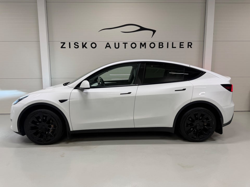 Tesla Model Y Long Range AWD 5d