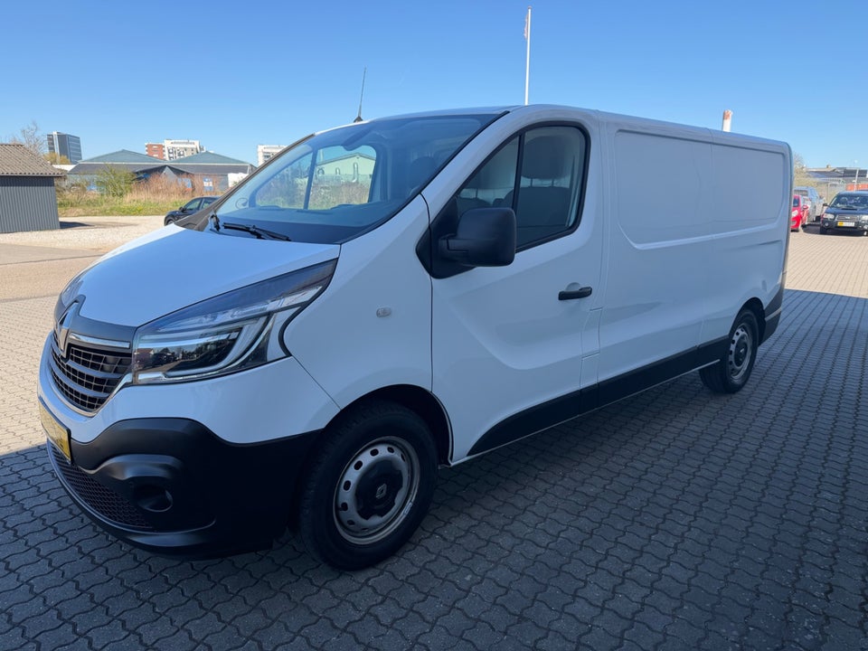 Renault Trafic T29 2,0 dCi 120 L2H1