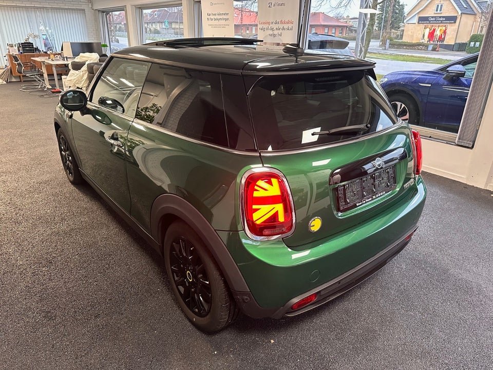 MINI Cooper SE Maximise 3d