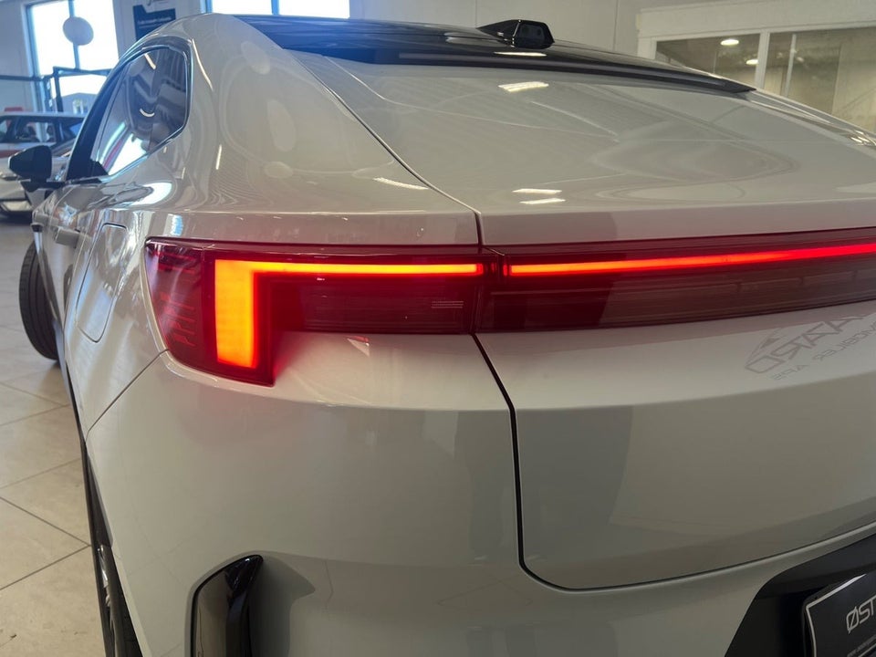 Polestar 4 Long Range AWD 5d