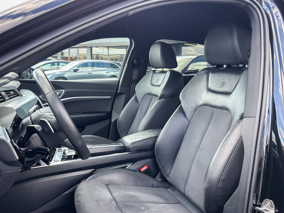 Audi e-tron 55 S-line Sportback quattro 5d