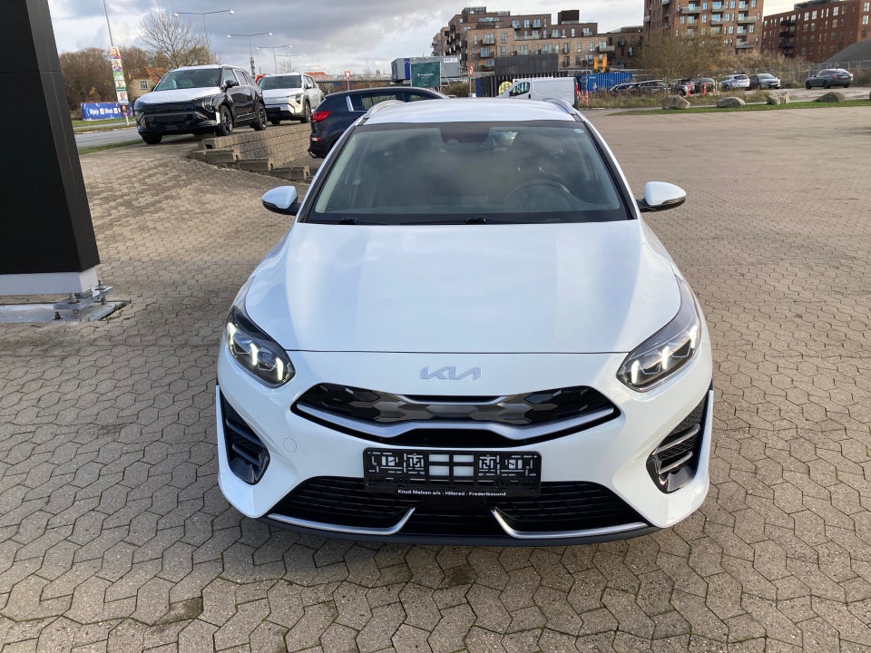 Kia Ceed 1,6 PHEV Prestige SW DCT 5d