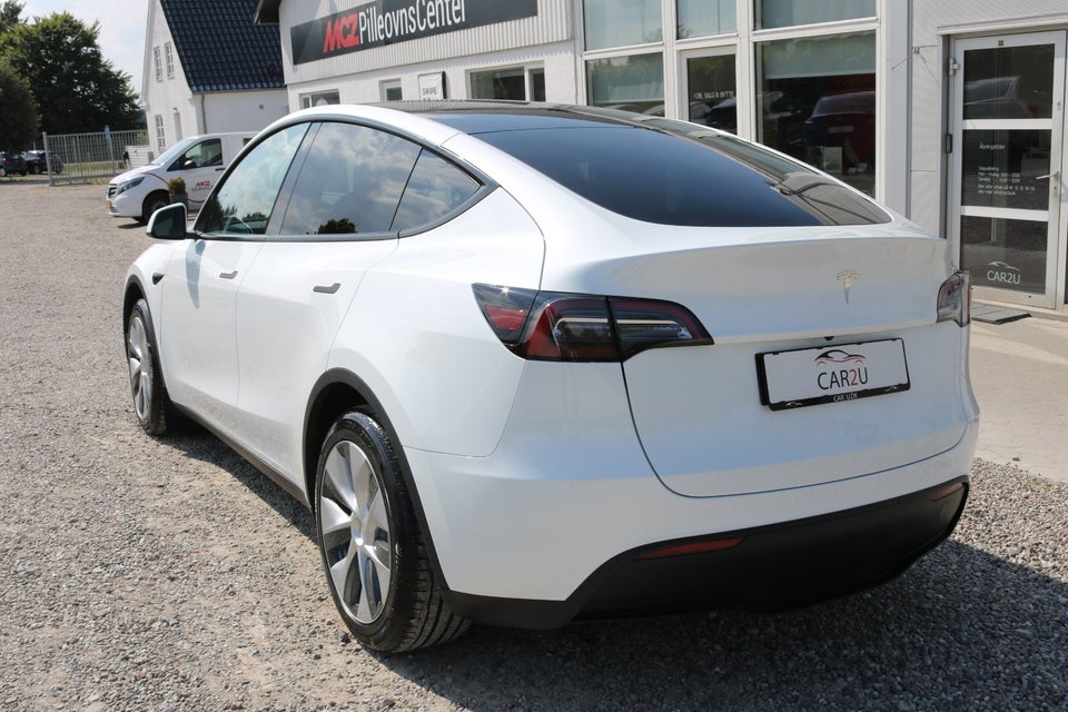 Tesla Model Y RWD 5d