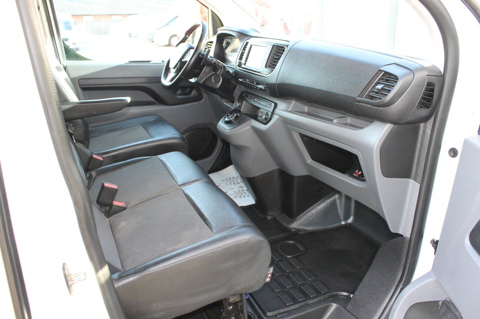 Citroën Jumpy 2,0 BlueHDi 122 L2 MasterLine EAT8