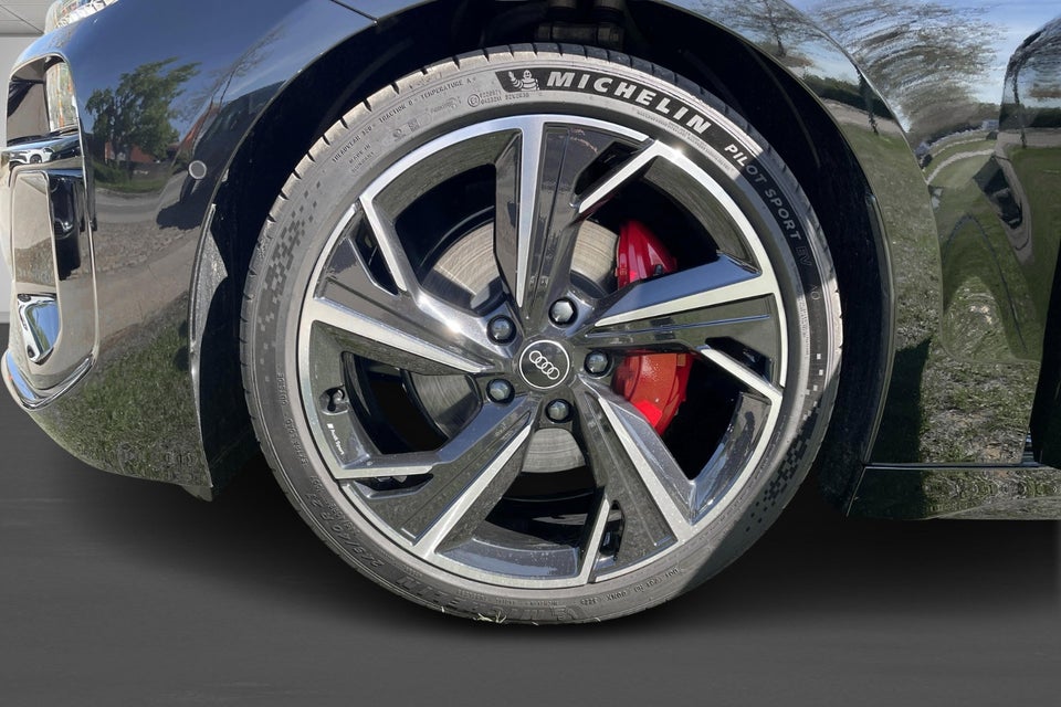 Audi A6 e-tron S-line plus performance Avant 5d
