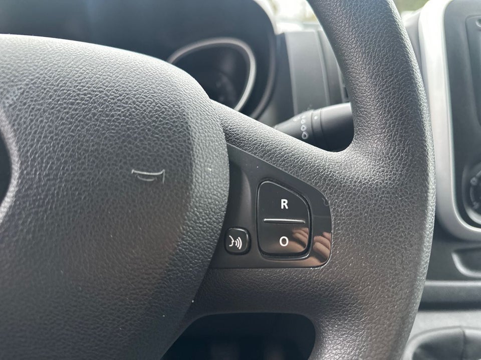 Renault Trafic 2,0 dCi 150 L2H2 Tekno